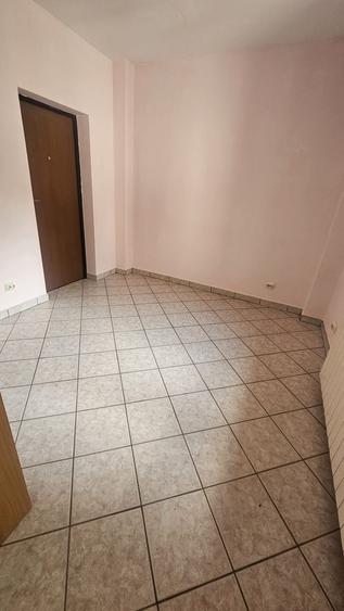 Casă individuală cu 4 camere cu Canalizare în Domenii