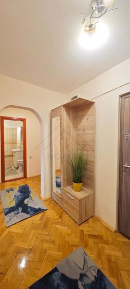 Apartament cu 2 camere decomandat, mobilat în Steaua