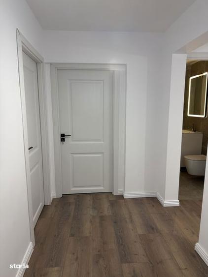 Apartament de vanzare 3 camere decomandat renovat - 1