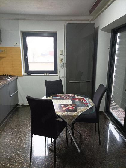 inchiriez garsoniera - 8