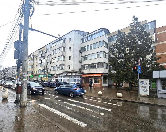 Spatiu comercial stradal, 51 mp, Galata - 1