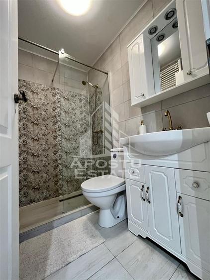 Casa la curte comuna, 4 camere, centrala proprie, complet renovata - 14