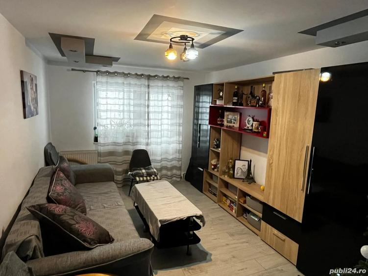 Apartament 3 camere zona foarte buna Hunedoara - 2