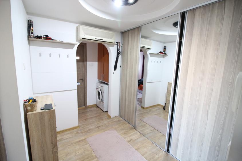 Ap. 2dec. Micro20, 2 balcoane, 57mp - 8