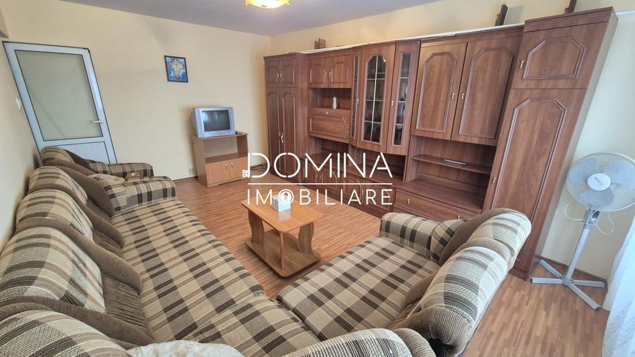 Vanzare apartament 2 camere, situat in Rovinari, strada Tineretului - 2