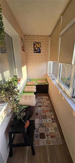 Vanzare Apartament 3 Camere Semidecomandat Berceni-Stupilor - 1