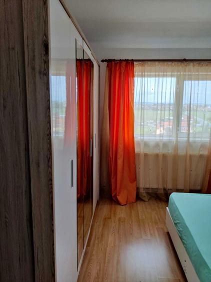 Inchiriez apartament 2 camere - 7