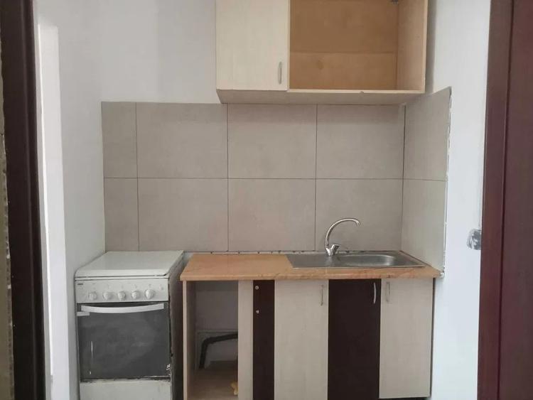 Garsoniera, etajul 2/4, zona Dacia - 4