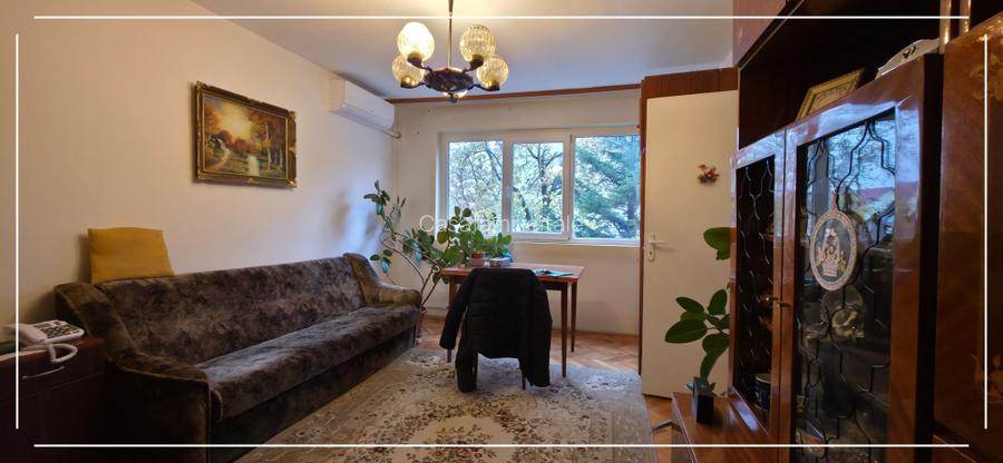 Etaj 1 Zona Dacia - liber + boxa