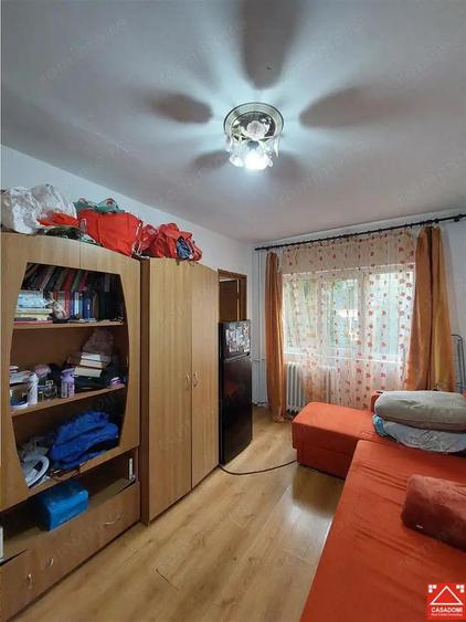 Garsoniera la etajul 1, zona Micalaca, Orizont - 1