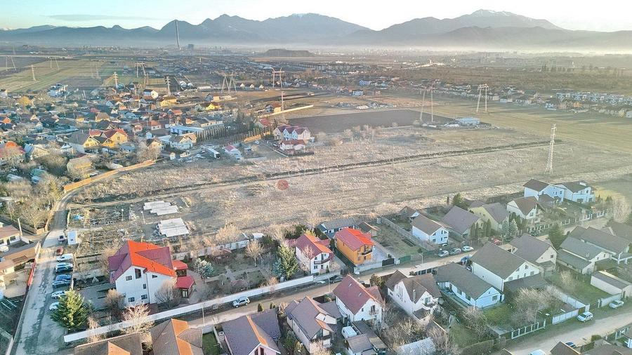 Teren intravilan cu Autorizatie de Construire - 22