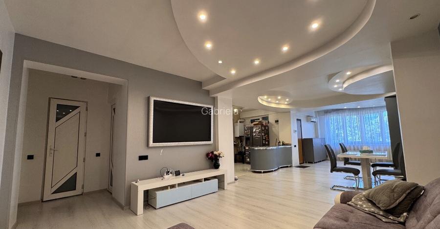 Apartament 3 camere, 92 mp utili, direct proprietar Apartament 3 camere, 92 mp utili, direct proprietar