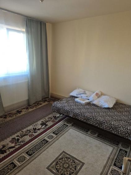 Inchiriez sau vand Apartament 2camere in Turda str Toamnei nr4 - 2