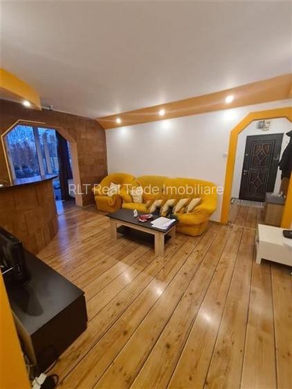 Apartament 3 camere etaj intermediar Astra- Carpatilor