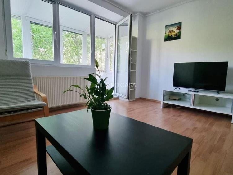 Garsoniera eleganta de 44 mp - Strada Cernauti , Vatra Luminoasa