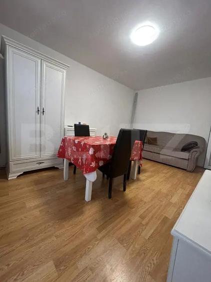 APARTAMENTB 3 CAMEREU ETAJ 1 ,ULTRA CENTRAL INTR-O ZONA LINISTITA - 8
