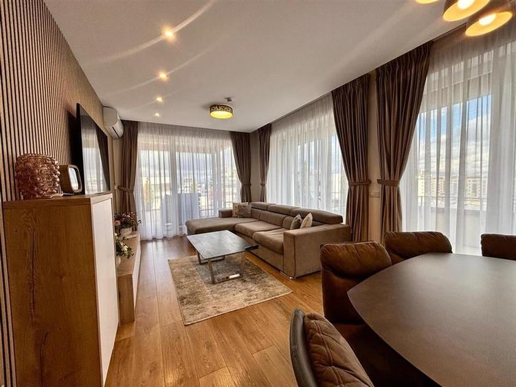 Penthouse Exclusivist Kasper Tractorul - 3