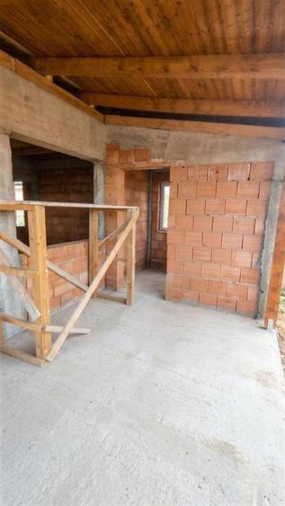 Casă cu 3 camere cu Teren 500 Mp în Sântandrei