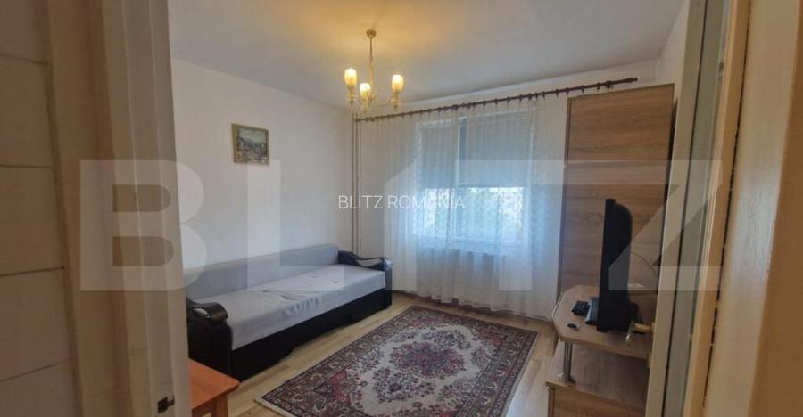 Apartament cu 2 camere, etaj intermediar, luminos, circular