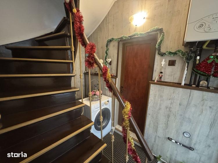 Casa cu poten?ial - Victoriei - 2