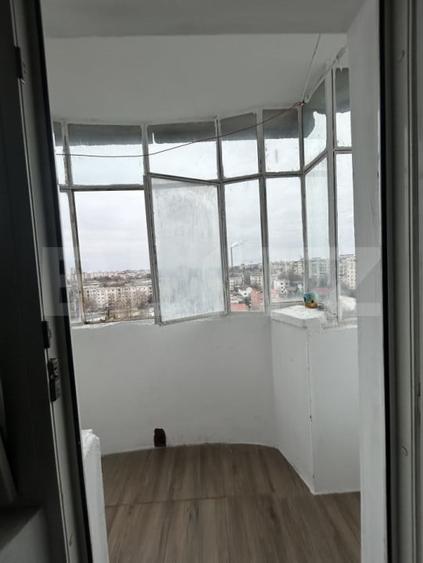 Apartament 3 camere 72 mp zona Brancoveanu - 5 min Metrou + centrala - 12