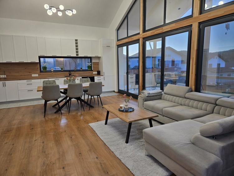 Casa de inchiriat in Livezeni - 2