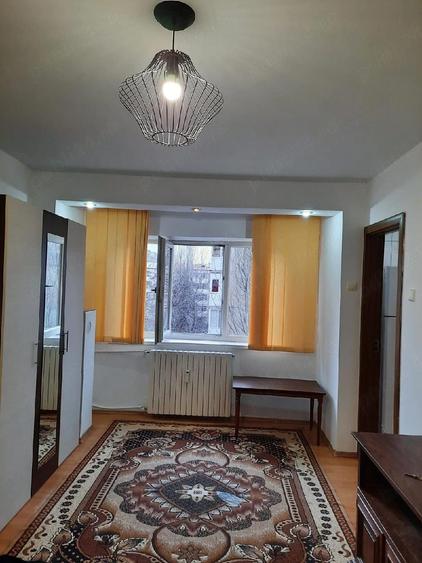 Ofer spre inchiriere Garsoniera, Craiova, Rovine, linga scoala 39 - 1