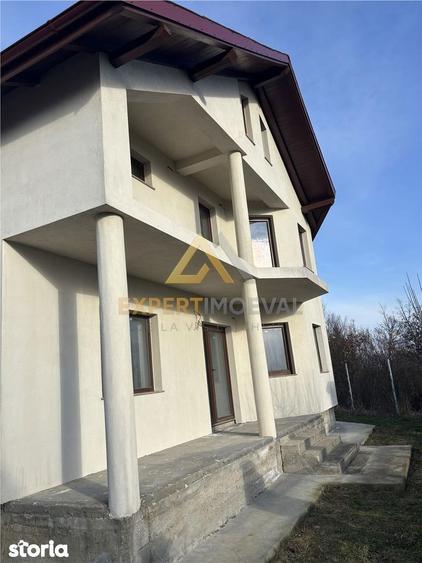 Casa spectaculoasa de vanzare Tautii Magheraus str 69 - 1