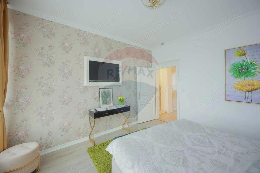 Cladire multifunc?ionala de vanzare spa?iu comercial + 2 apartamente - 13