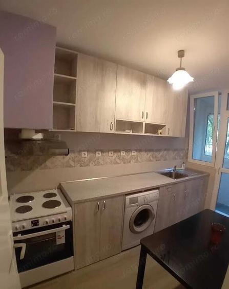 Garsoniera in zona Izvor - 1