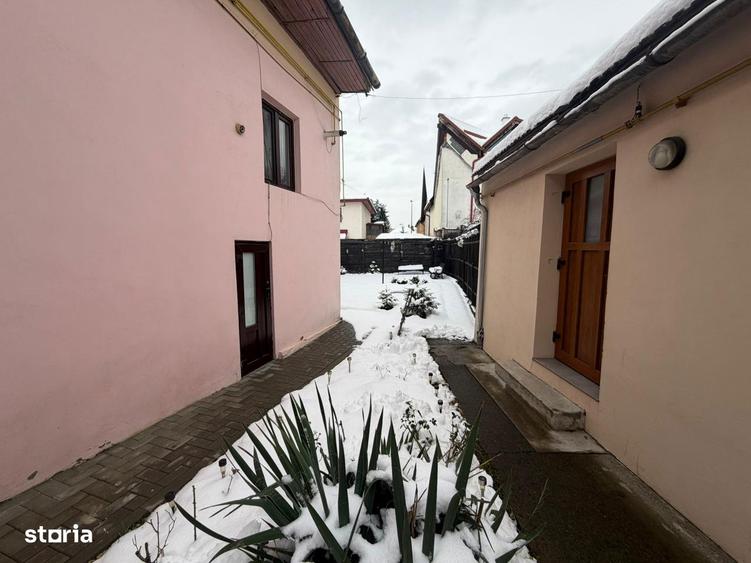 Apartament 4 camere de inchiriat, Central-Brasov - 9