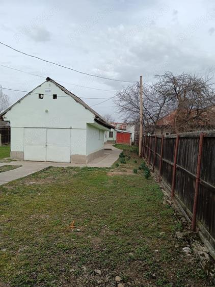 Casă cu 3 camere cu Teren 3075 Mp în Balș