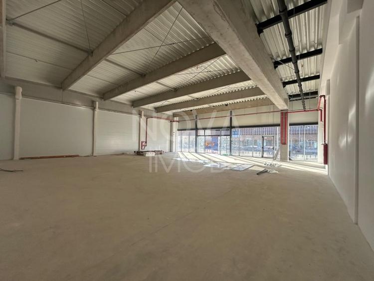 Spatiu comercial de inchiriat - Central, Cisnadie - de la 100 mp - 5