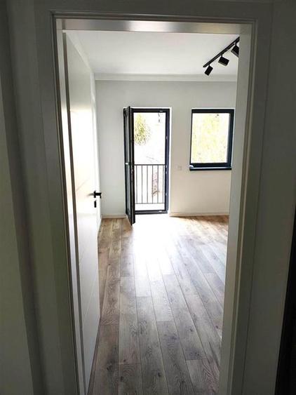 Apartament NOU cu 3 camere balcon parcare zona Shopping City - 8