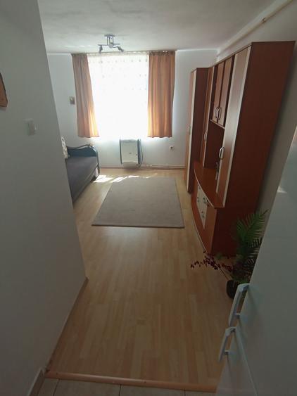 Vand Garsoniere. - 4