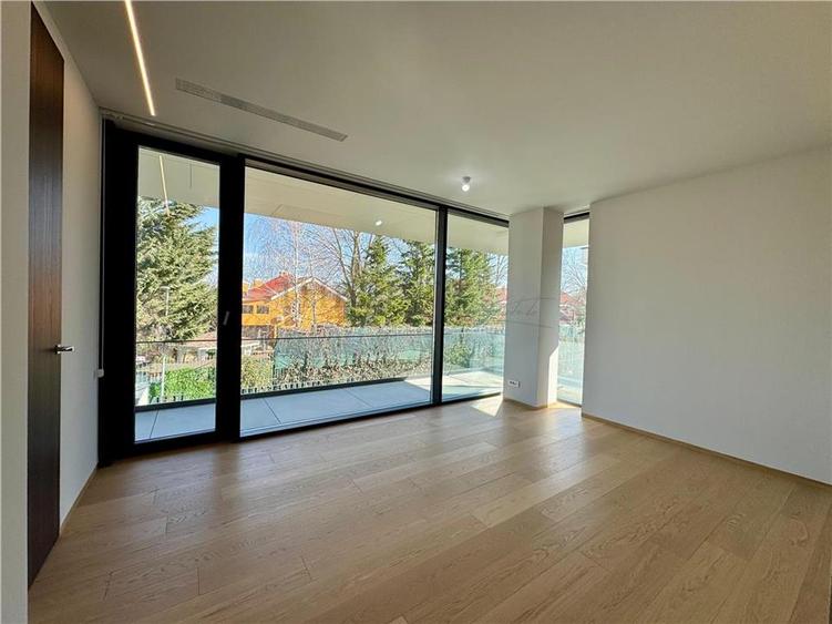 PIPERA | CASA INDIVIDUALA DE VANZARE CU 5 DORMITOARE - 12