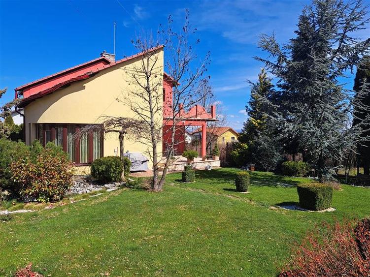 Casa de inchiriat, mobilata si utilata, situata in cartierul Europa! - 1