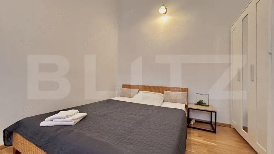 Apartament cu 3 camere decomandat, mobilat în Central