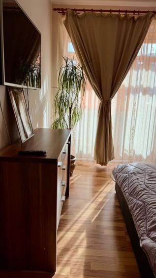 Apartament de inchiriat,56 mp , 2 dormitoare ,etaj 1 ,parcare ,2 balcoane - 1