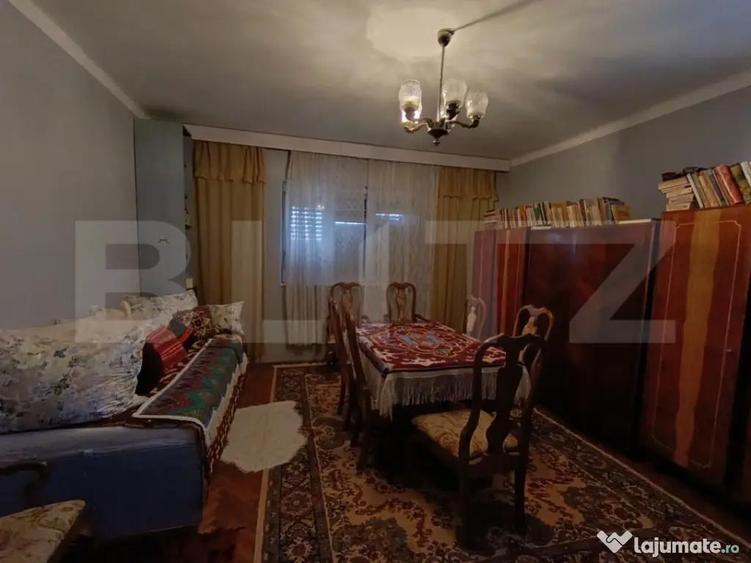 Casa cu 3 camere ?i un teren in suprafa?a de 900 mp - 10