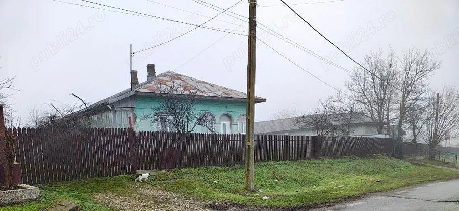 Vand proprietate casa+teren - 1