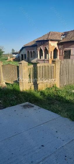 Teren +casa batrineasca com Babiciu Olt