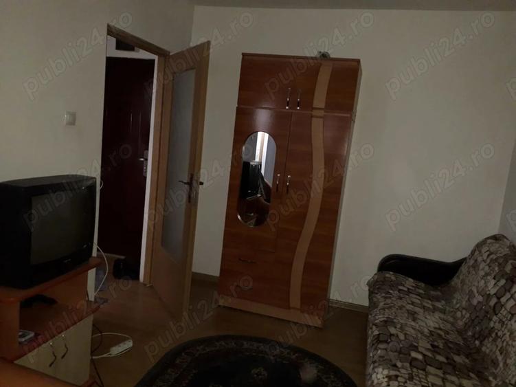 Inchiriez garsoniera conf. I, zona centrala. - 1