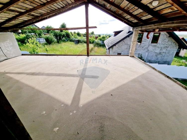 Casă spațioasă S+P+1E+M și teren generos 1664 mp - 43