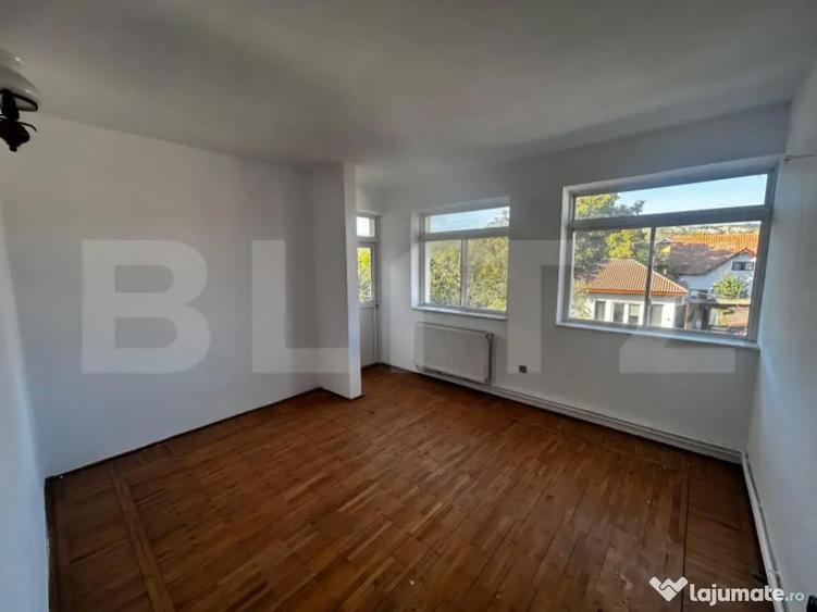 Casa de vanzare, 300 mp, strada Jiului - 6