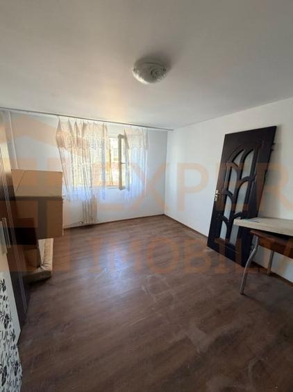 Garsoniera in zona Far - 1