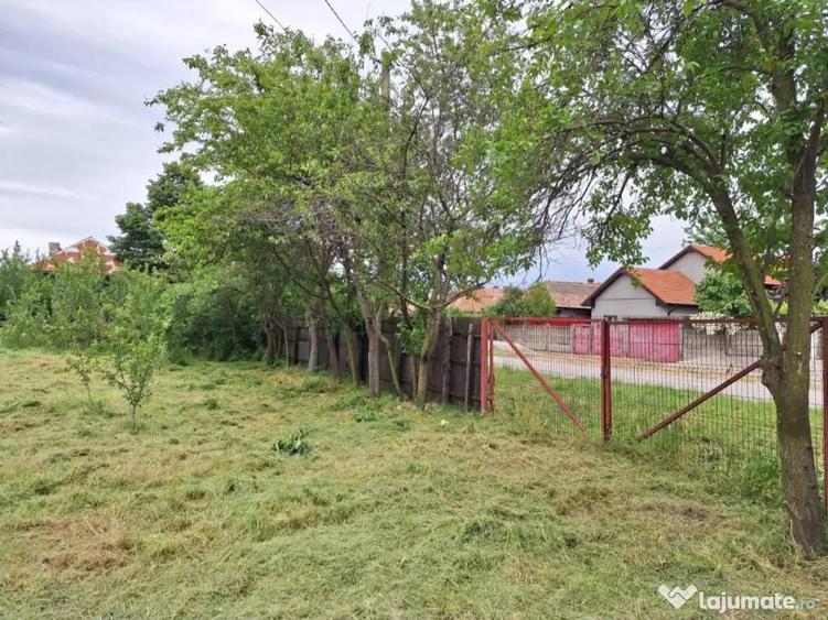 Vand teren intravilan 1796 mp, deschidere 30 m, utilita?i complete -Piatra-Olt - 2