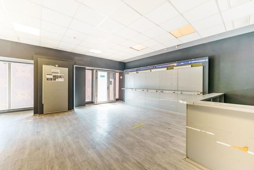 Spatiu Comercial/Birouri de &Icirc;nchiriat zona Centala - 5
