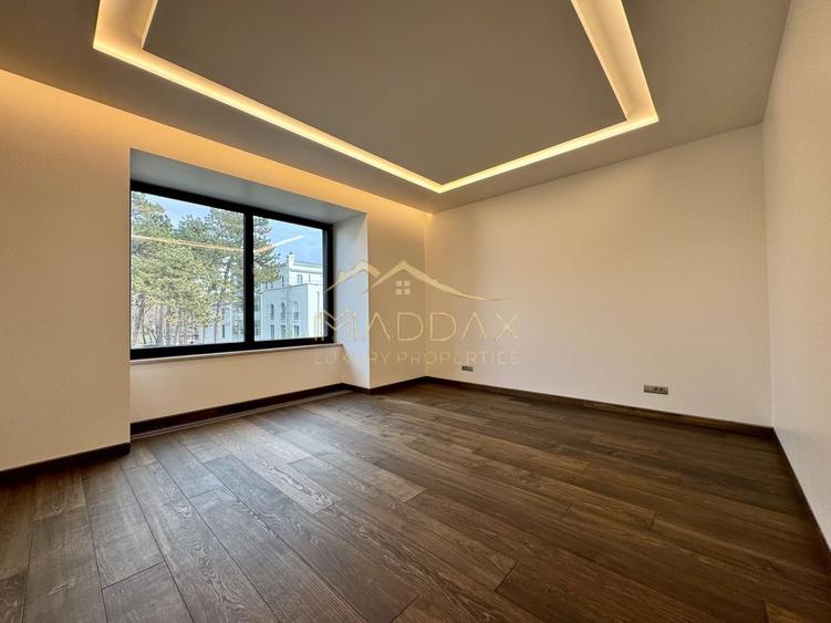 Penthouse cu 5 Camere *400mpc* / 67mp terasa / View 360 / Bd. Kiseleff - 22