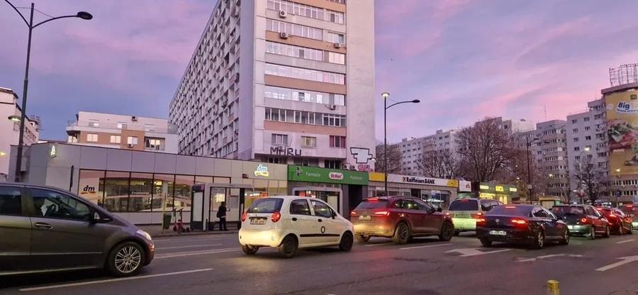 DOROBANTI -Stefan cel Mare  - 110 mp-2.600 euro / luna se poate imparti si jumat - 4